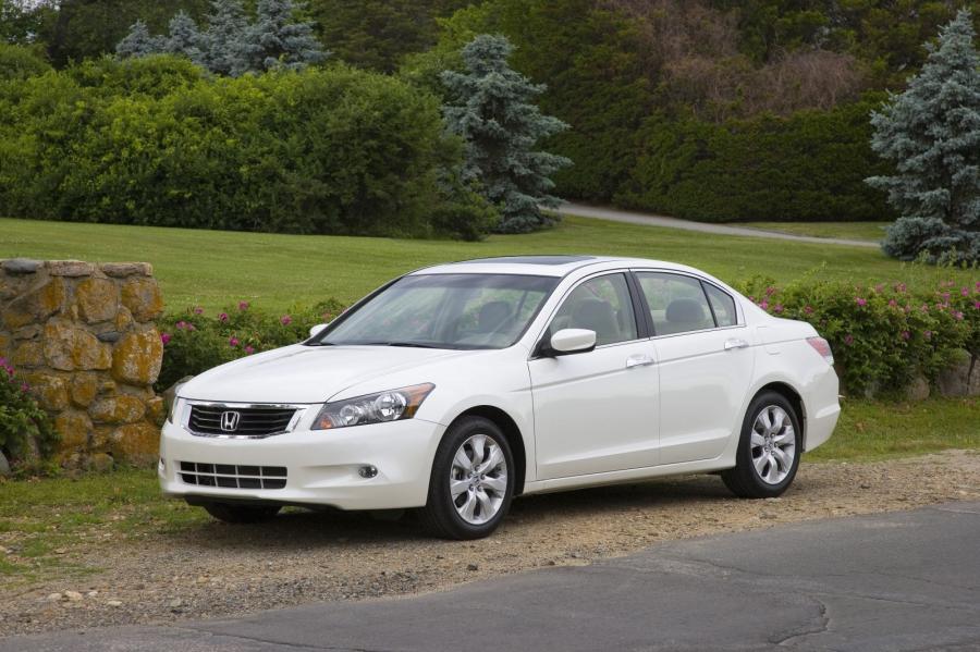  Honda Accord 2008 года  (US) (фото 27 из 47)
